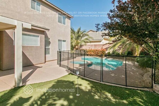 Building Photo - 2731 Enchanted Isle St