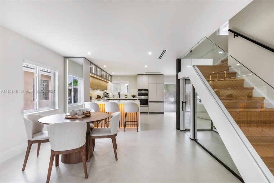 Building Photo - 8713 SW 214th St