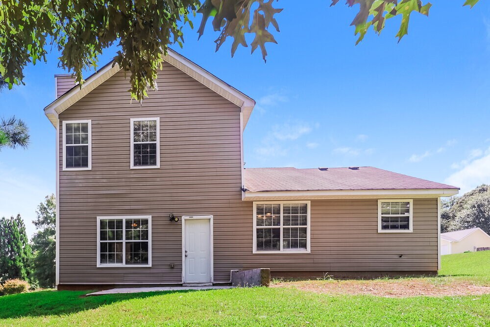Building Photo - 3704 Lower Creek Dr