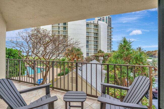 Building Photo - 5420 N Ocean Dr