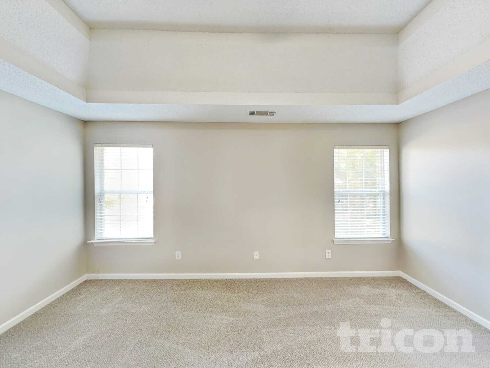 Building Photo - 345 Othello Dr