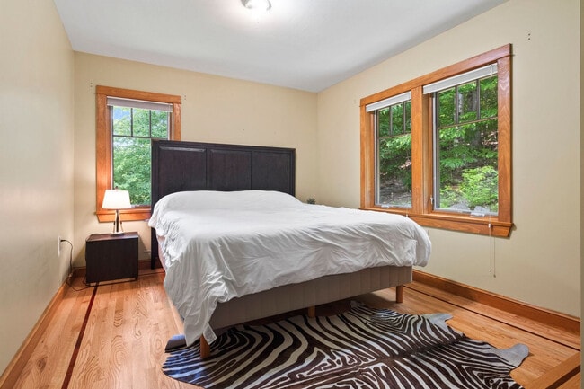 Building Photo - 196 Black Mountain Rd