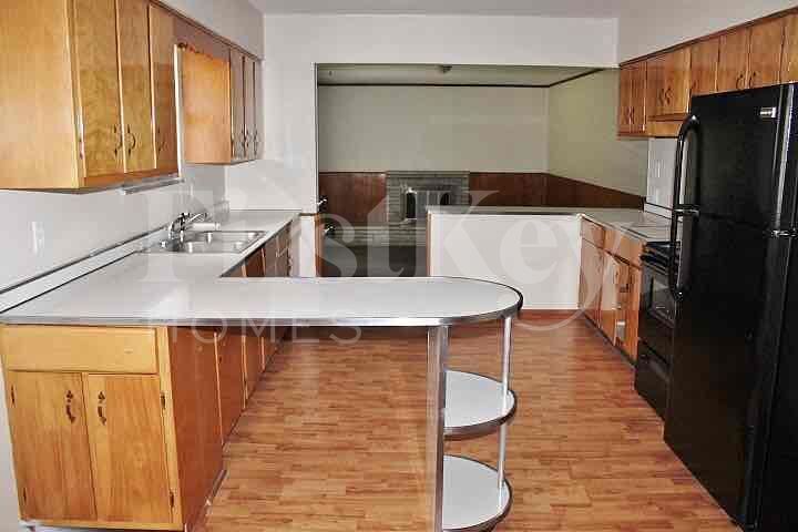 Building Photo - 5750 Wallingwood Dr