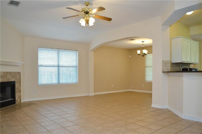 Building Photo - 1711 Chamois Knls None