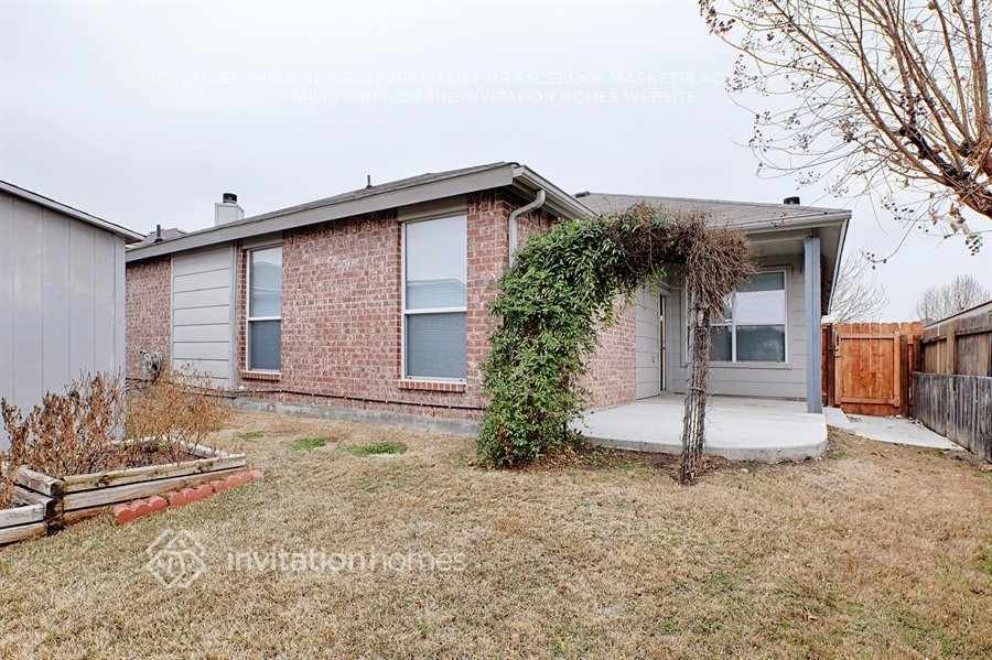 Building Photo - 4928 Stirrup Way