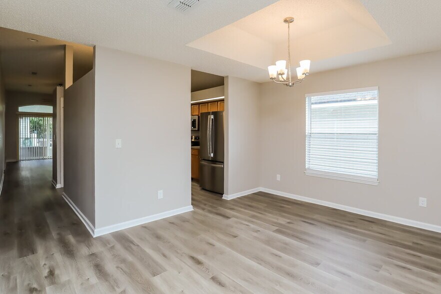 Building Photo - 2978 Centerwood Dr N