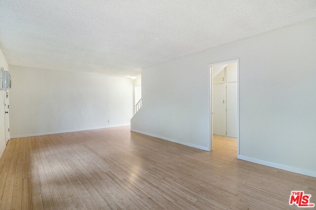 Building Photo - 2803 Arizona Ave