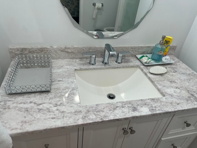 Building Photo - 9080 Peebles Rd