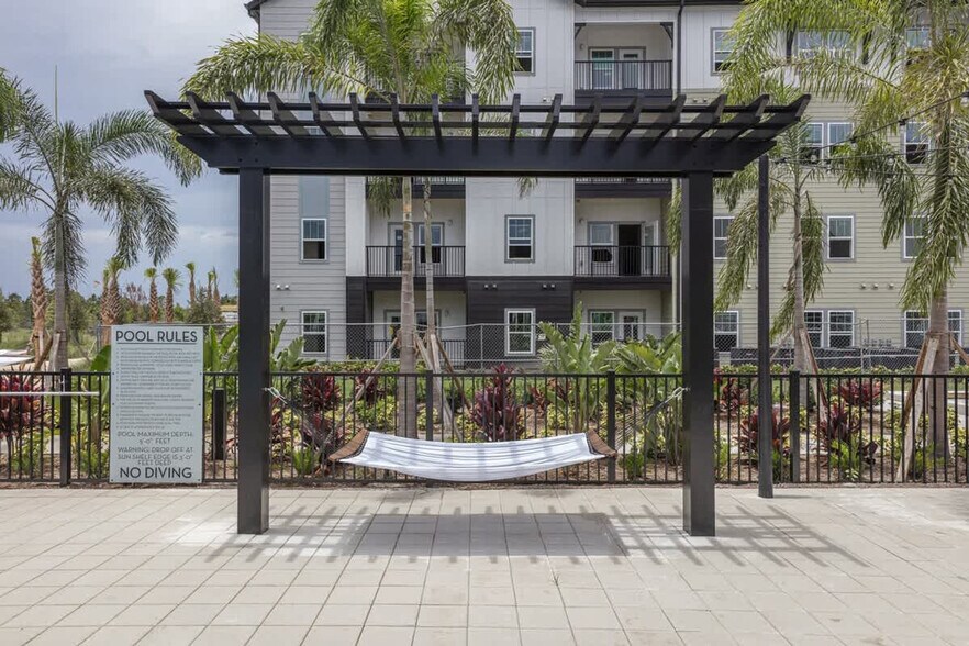 Building Photo - 14515 Star Water Rd