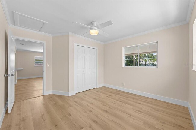 Building Photo - 2026 Bayou Grande Blvd NE