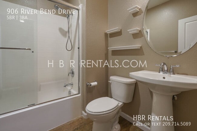 Building Photo - 906 River Bend Dr