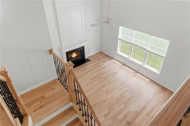 Building Photo - 2123 Beacon Crest Dr