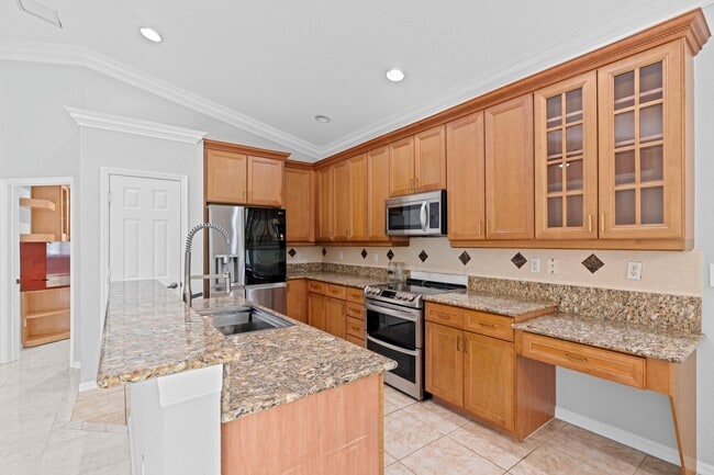 Building Photo - 2104 Wingate Bend