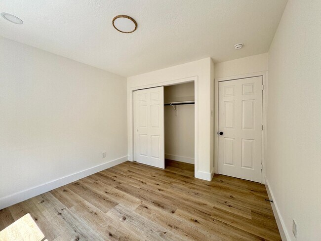 Building Photo - 6427 Liberty Valley Dr