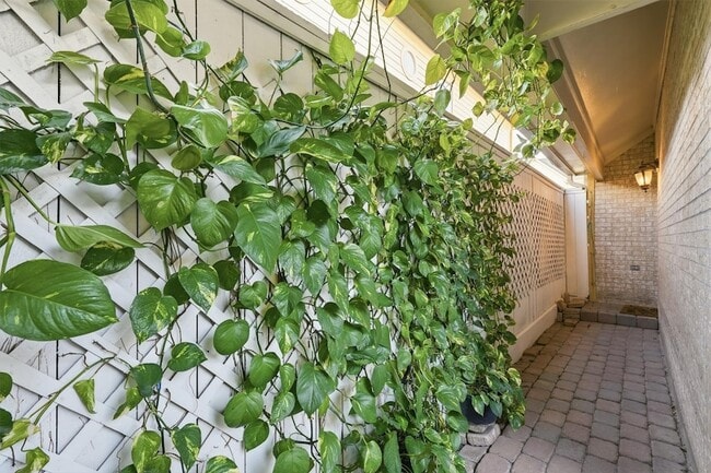 Building Photo - 2838 Misty Heath Ln