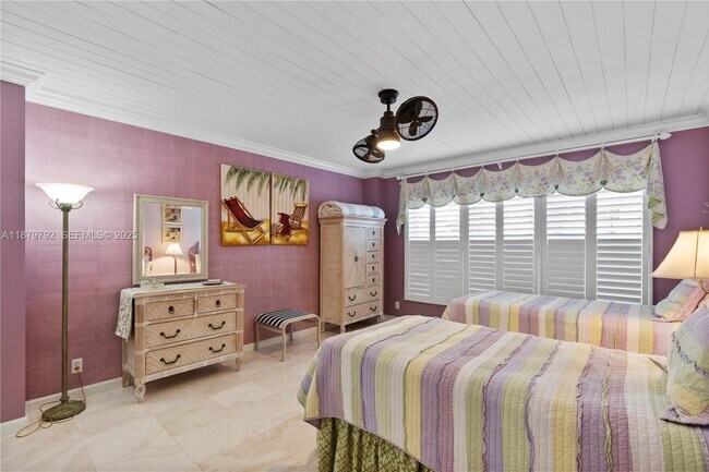 Building Photo - 3550 Galt Ocean Dr