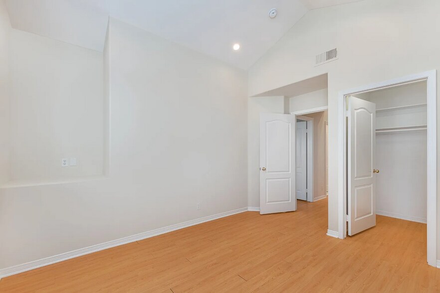 Building Photo - 17333 San Jose St