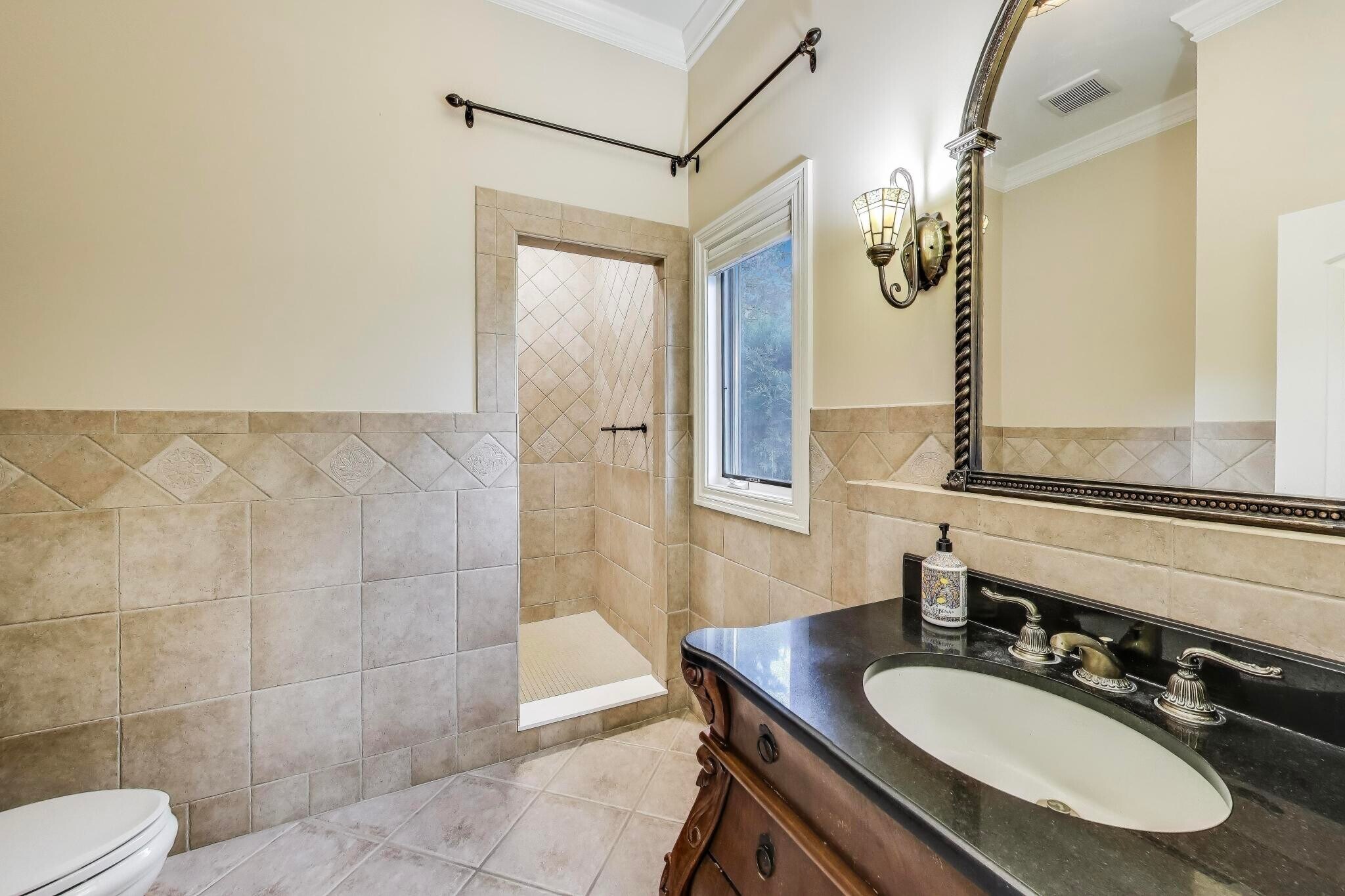 Building Photo - 23W711 Hobson Rd