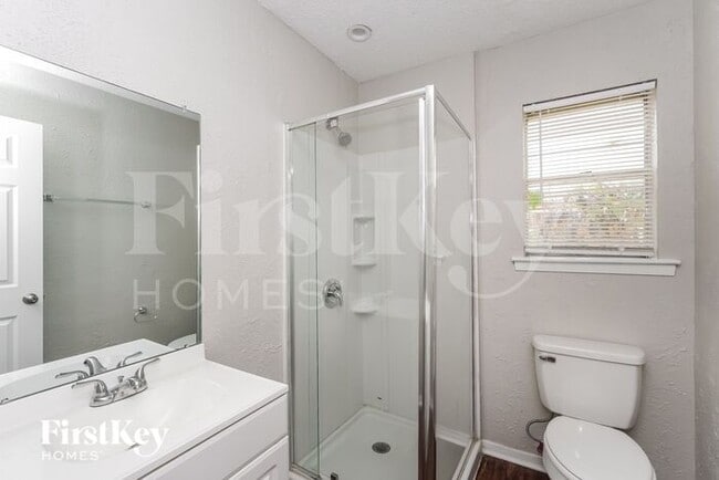 Building Photo - 1409 Harrison Ln