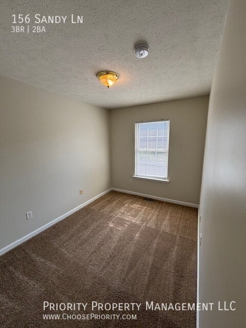Building Photo - 156 Sandy Ln