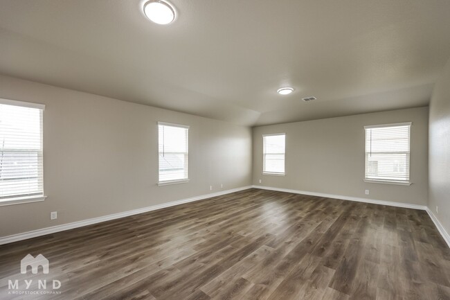 Building Photo - 15453 Bobwhite Quail