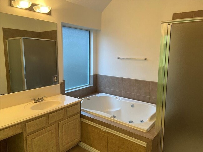 Building Photo - 3115 Chappelwood Dr