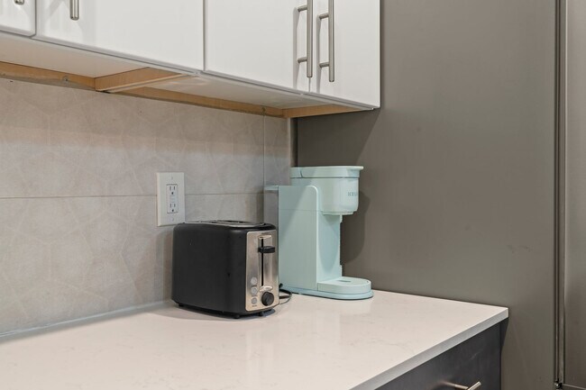 Building Photo - 120333 Germantown Ave