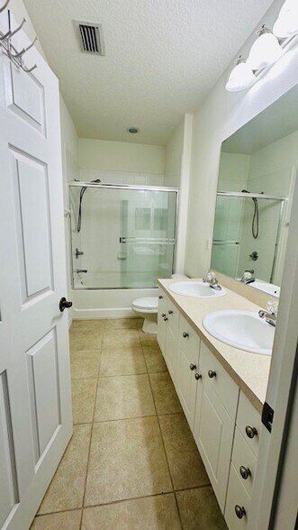 Building Photo - 11434 Jasper Kay Ter