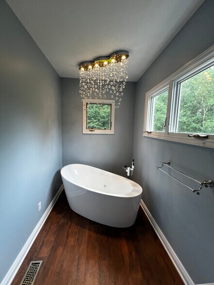 Building Photo - 3269 Grey Village Dr