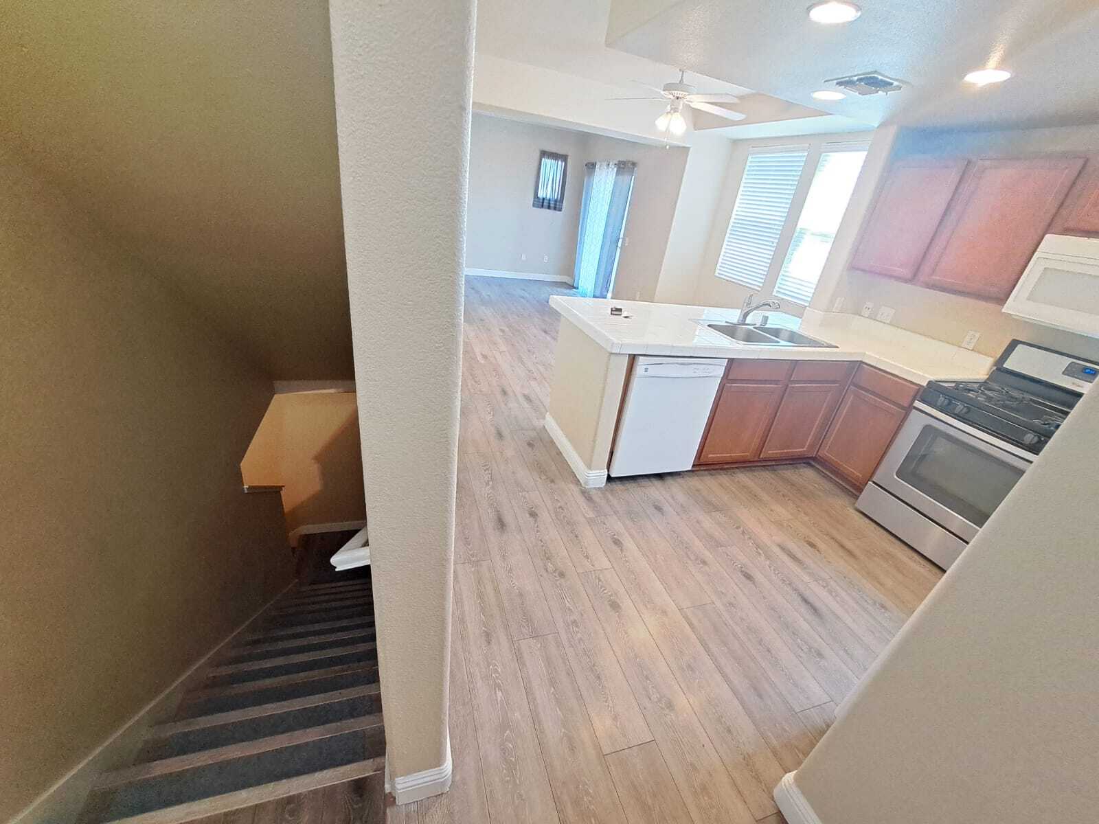 Building Photo - 4800 Westlake Pky