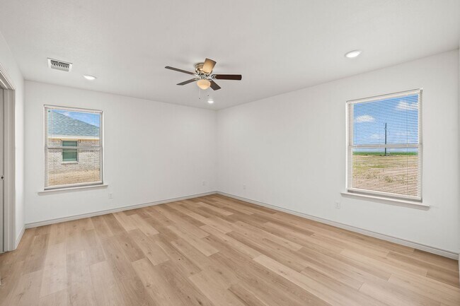 Building Photo - New Construction Home In Idalou ISD!