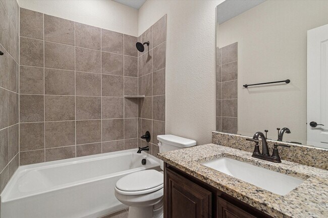Building Photo - 1702 Veneto Dr