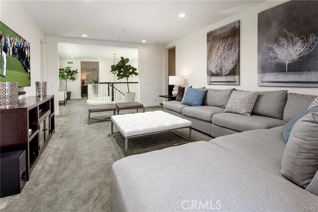 Building Photo - 27 Sorrel