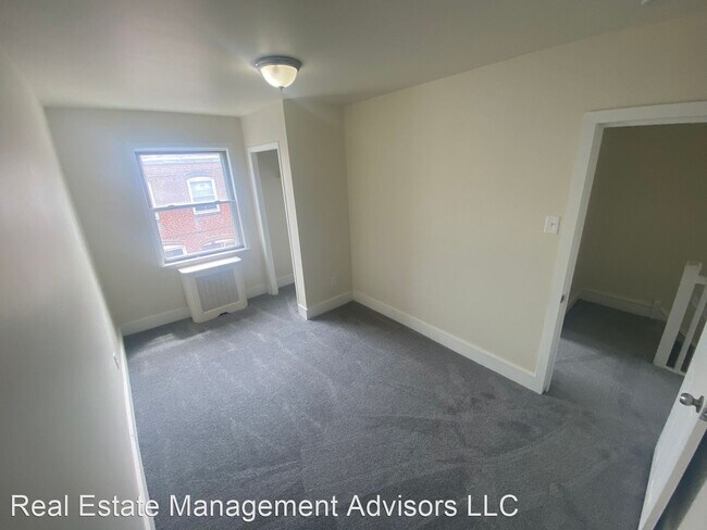 Building Photo - 3 br, 1 bath House - 7068 Clover Lane