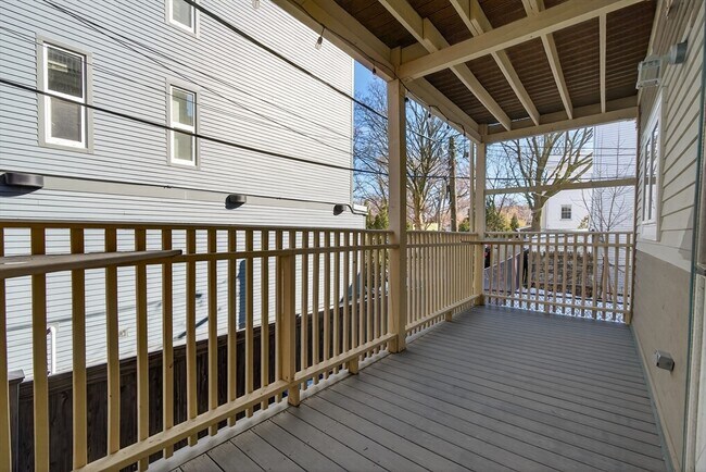 Building Photo - 650 Dorchester Ave