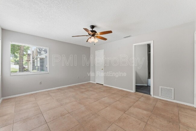 Building Photo - 3306 Laurel Dale Dr