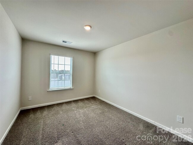 Building Photo - 1339 Mifflin Ln