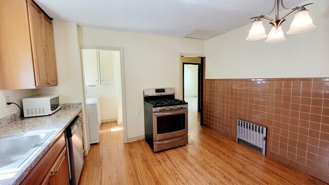 Building Photo - 149 Powder House Blvd