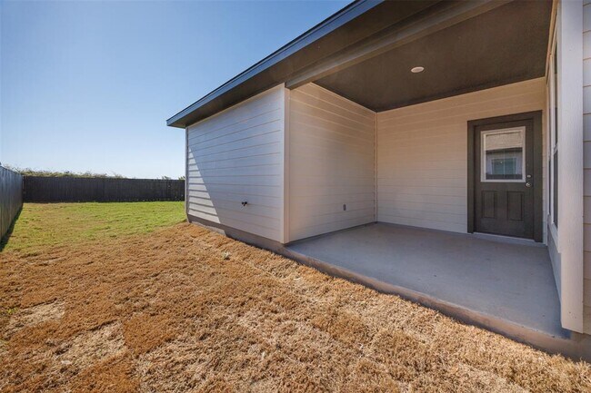 Building Photo - 445 Cross Barn Blvd