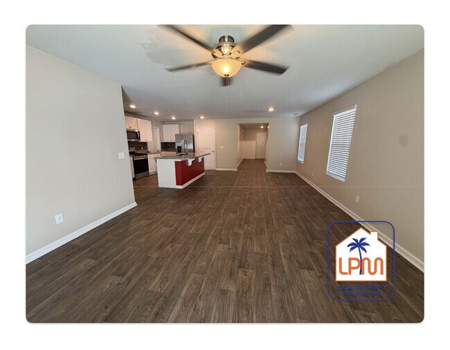 Building Photo - Beautiful and spacious 5-Bedroom Home in Convenient Okatie Location