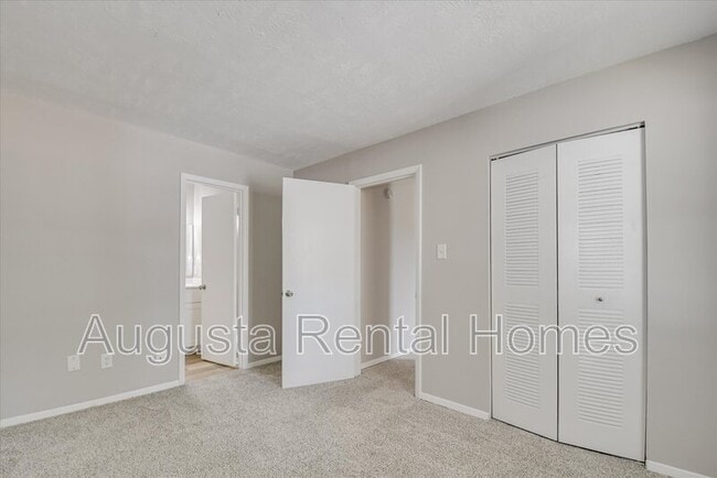 Building Photo - 2515 Center West Parkway - 11H