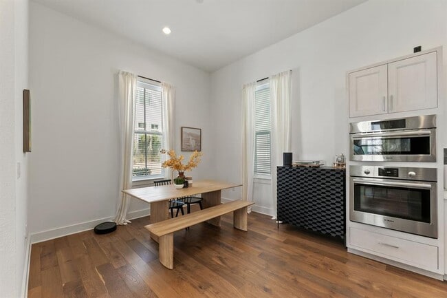 Building Photo - 4501 Night Owl Ln