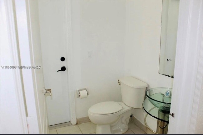 Building Photo - 6002 SW 166th Ct