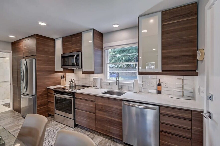 Building Photo - 510 Queens Rd