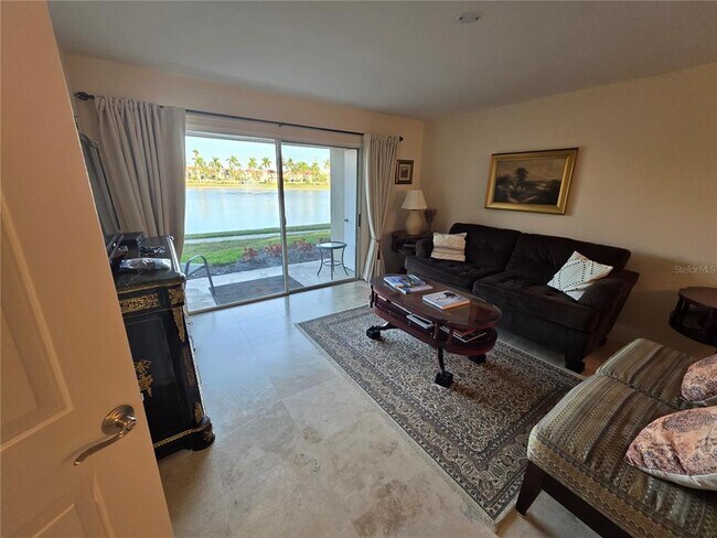 Building Photo - 6100 Bahia Del Mar Cir N