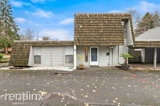 Building Photo - 2 br, 2.5 bath House - 12512 SE 42nd St # 512