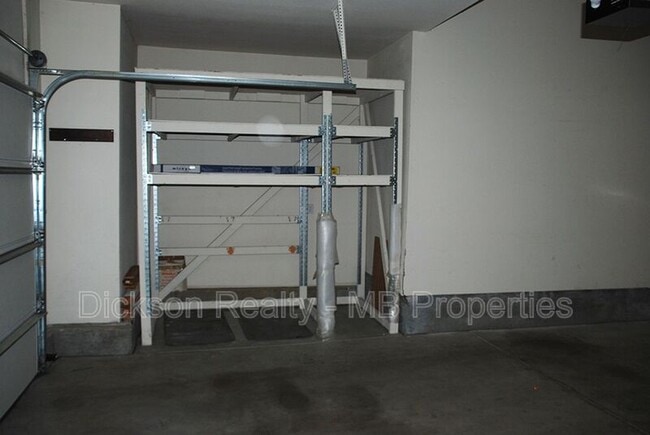 Building Photo - 4550 Lynnfield Ct
