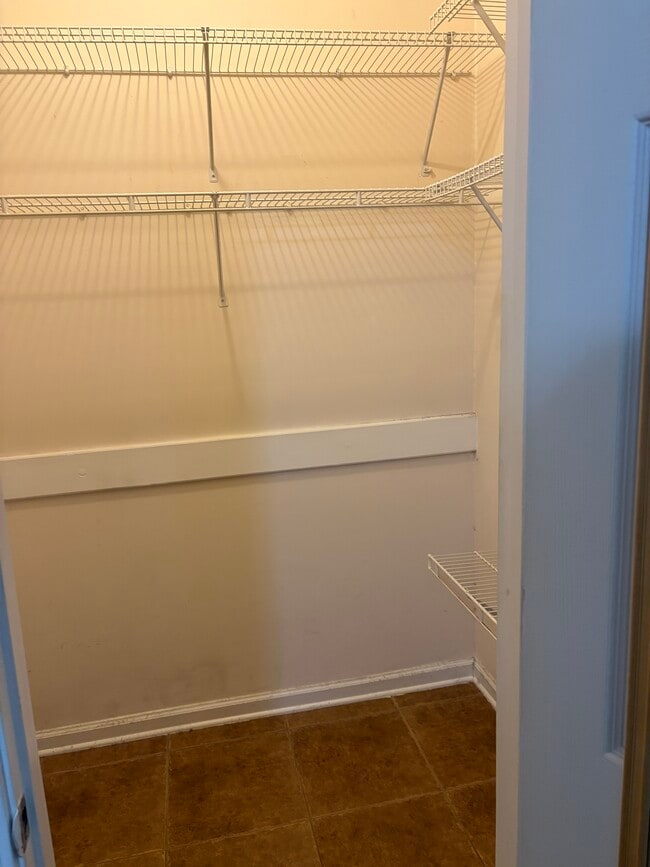 Building Photo - 1086 Cornell Pl