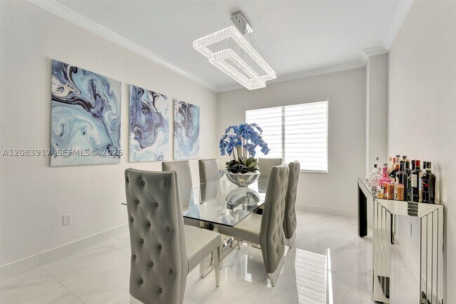 Building Photo - 2102 SW 176th Ave