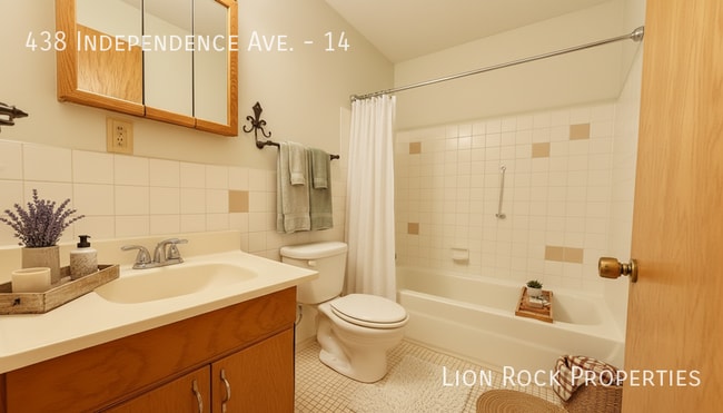 Building Photo - 438 Independence Ave N